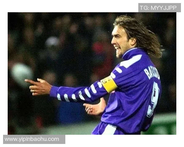 足球明星青春岁月回忆视频展现他们的成长与奋斗历程